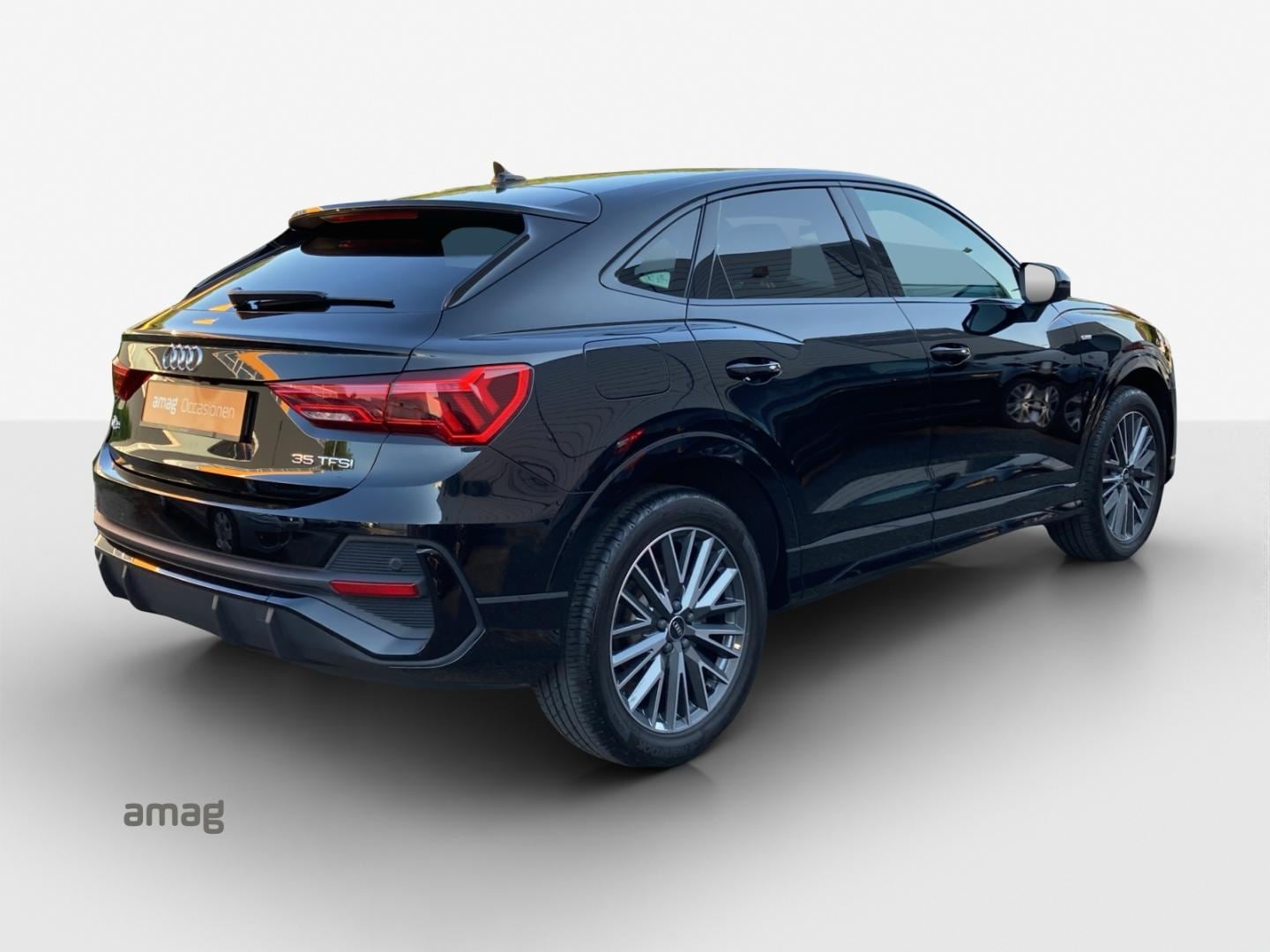 Image about Audi Q3 Sportback Attraction S line 35 TFSI 110 kW (150 PS) S tronic