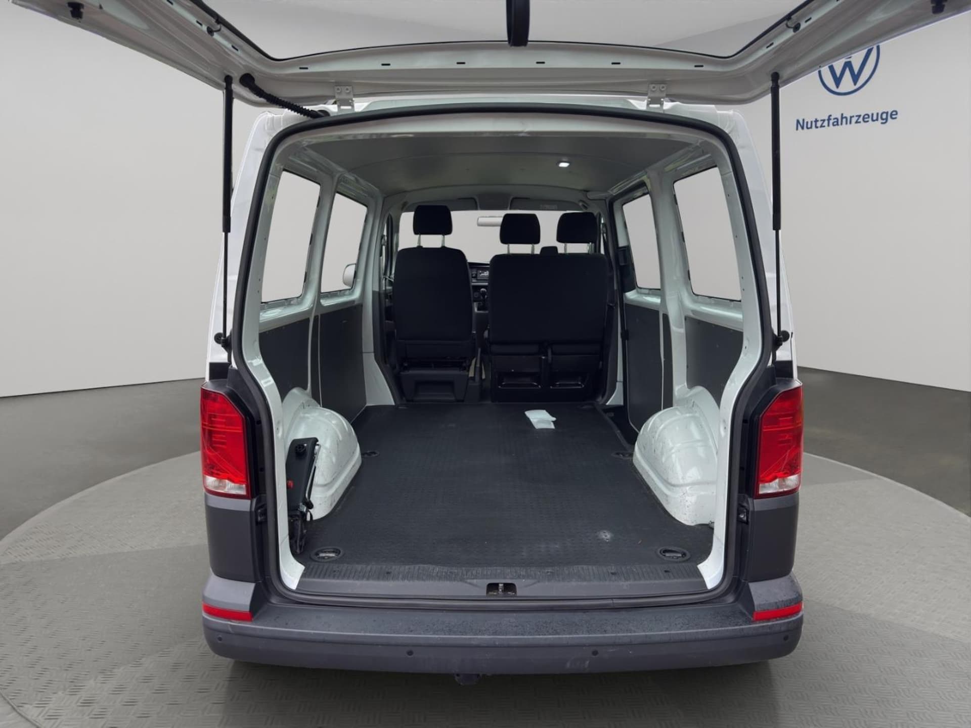 Volkswagen T6.1 Transporter Kombi kurzer Radstand