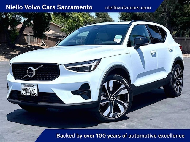 2026 Volvo XC40