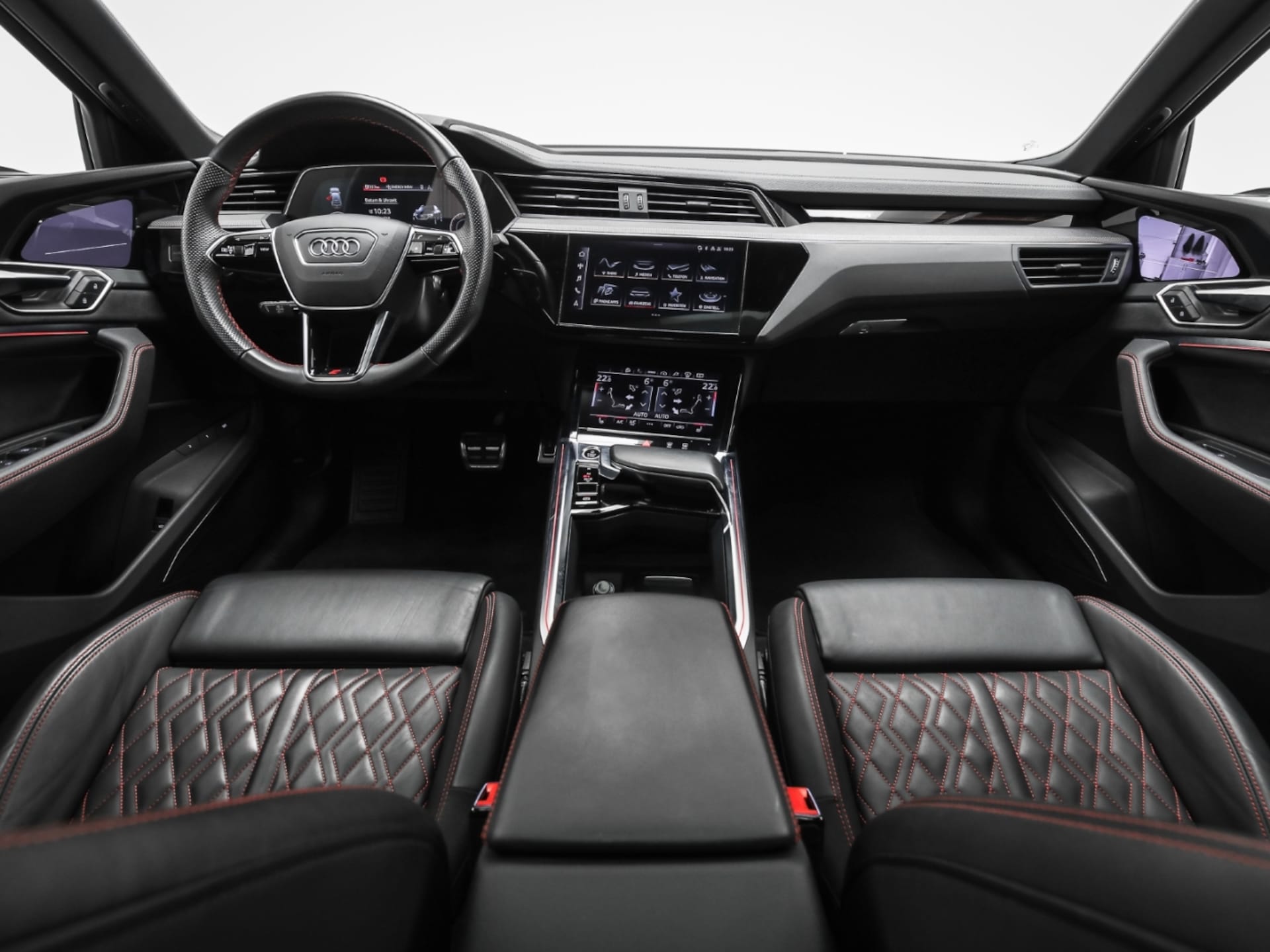 Audi Q8 Sportback e-tron S line
