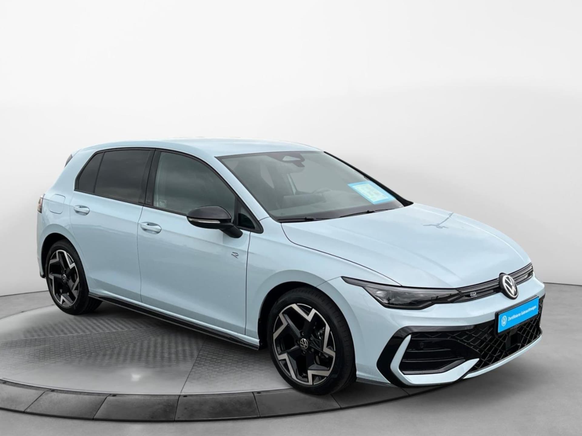 Volkswagen Golf R-Line