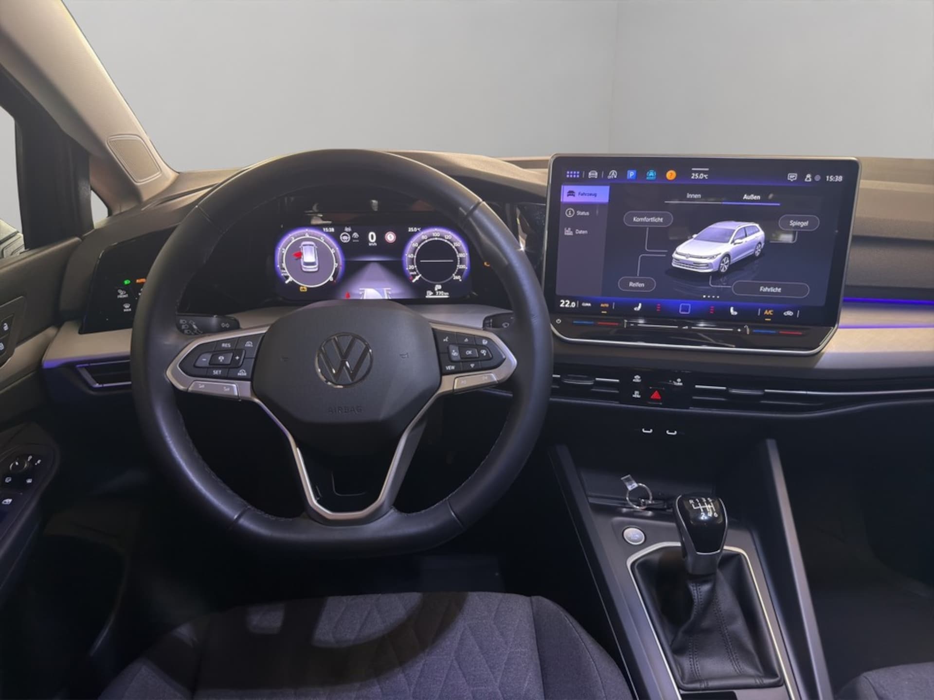 Volkswagen Golf Variant Life