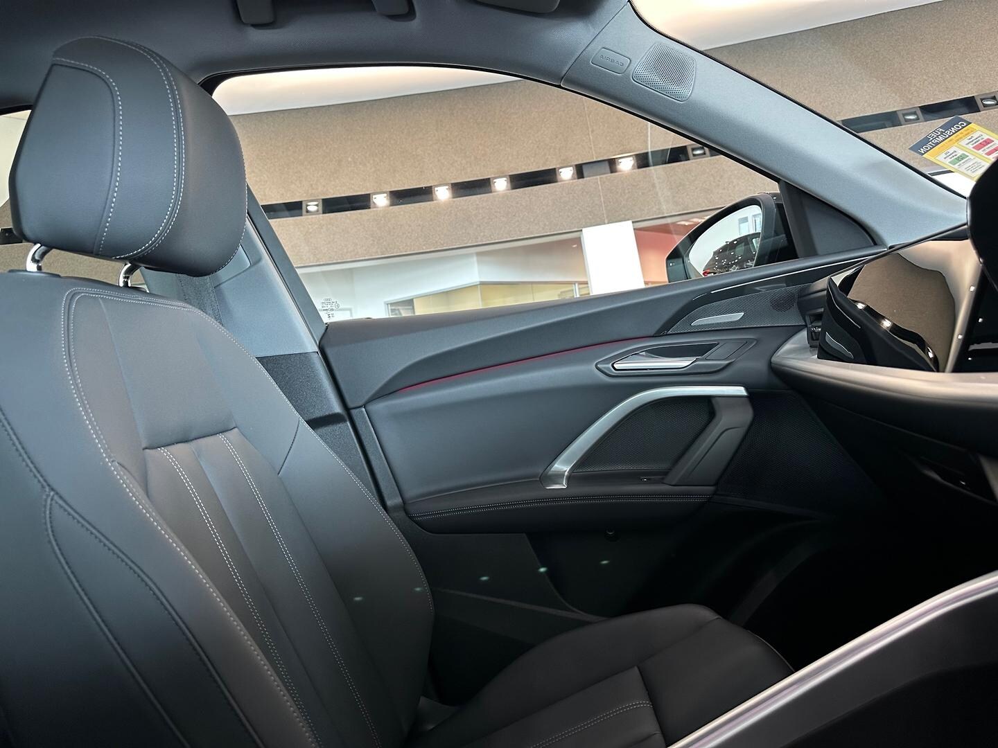 Image about Audi Q5 SUV TFSI 150 kW