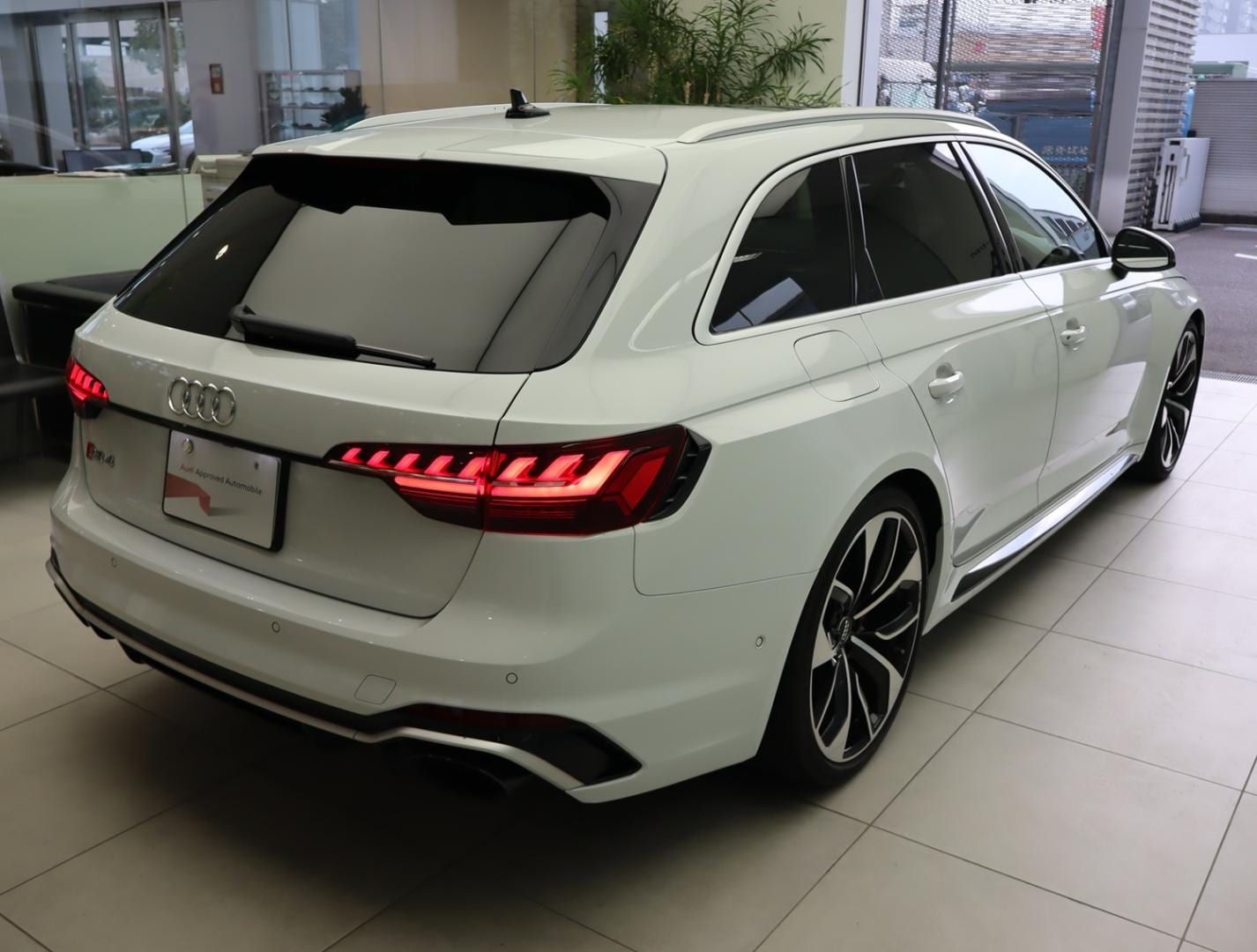 Audi RS 4 Avant