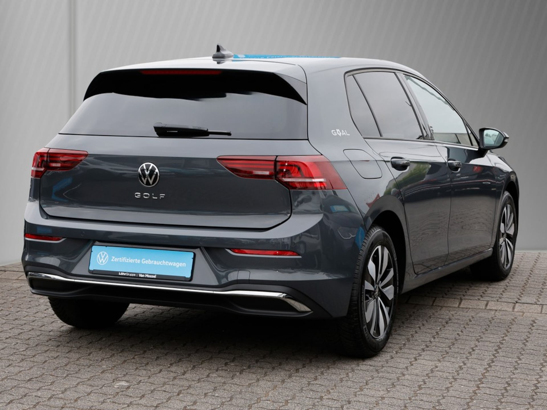 Volkswagen Golf Life