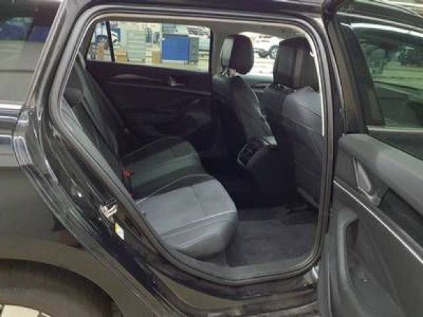 Volkswagen Passat – Bild 6