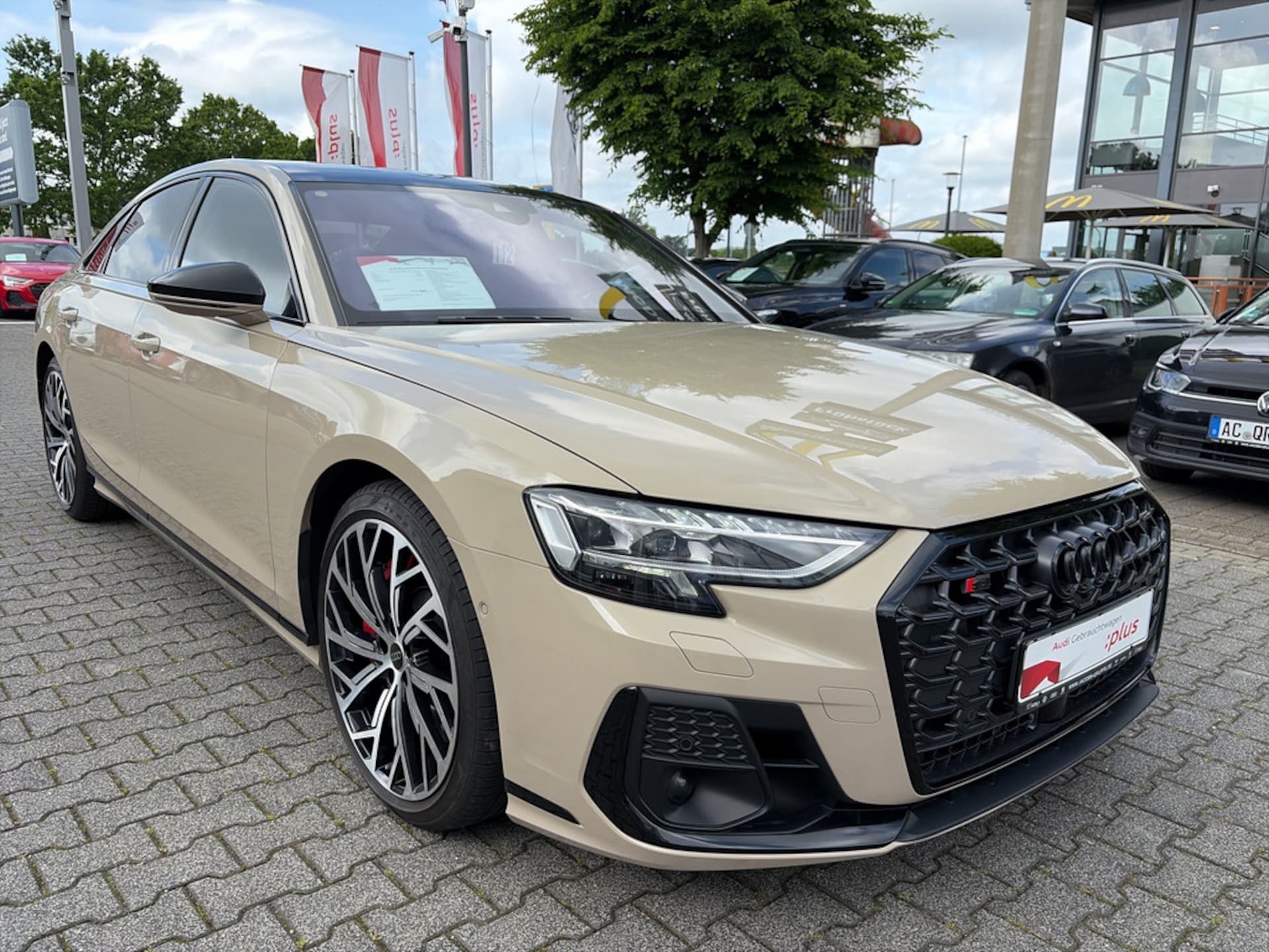 Audi S8