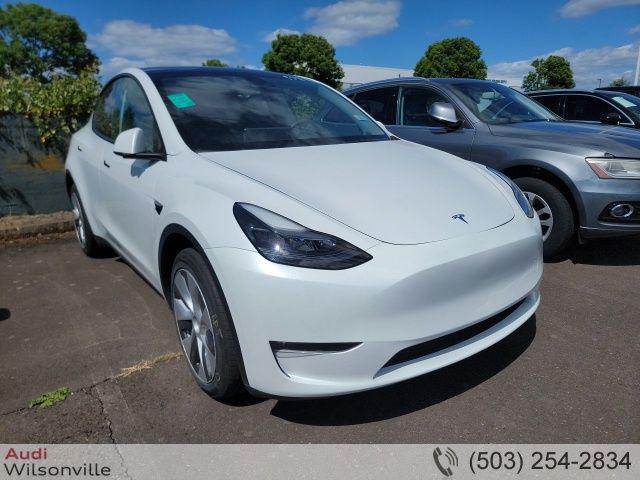 2023 Tesla Model Y Long Range Dual Motor All-Wheel Drive's photo