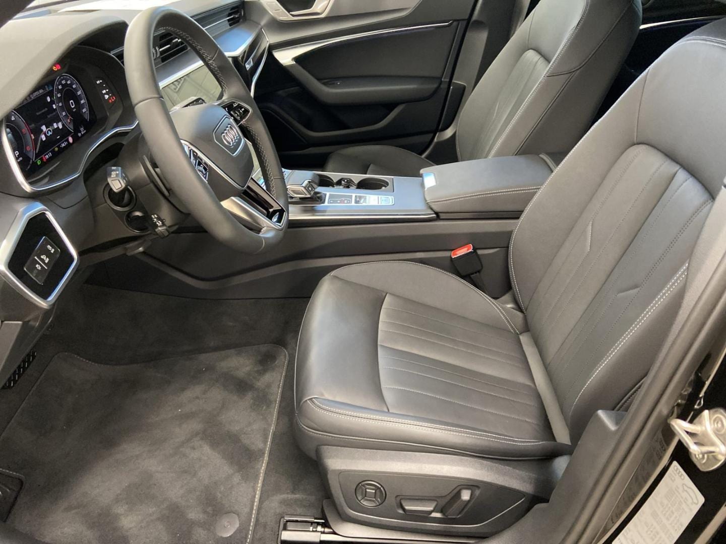 Bild über Audi A6 Avant S line 40 TDI S tronic - für weitere Informationen kontaktieren Sie den Audi Partner