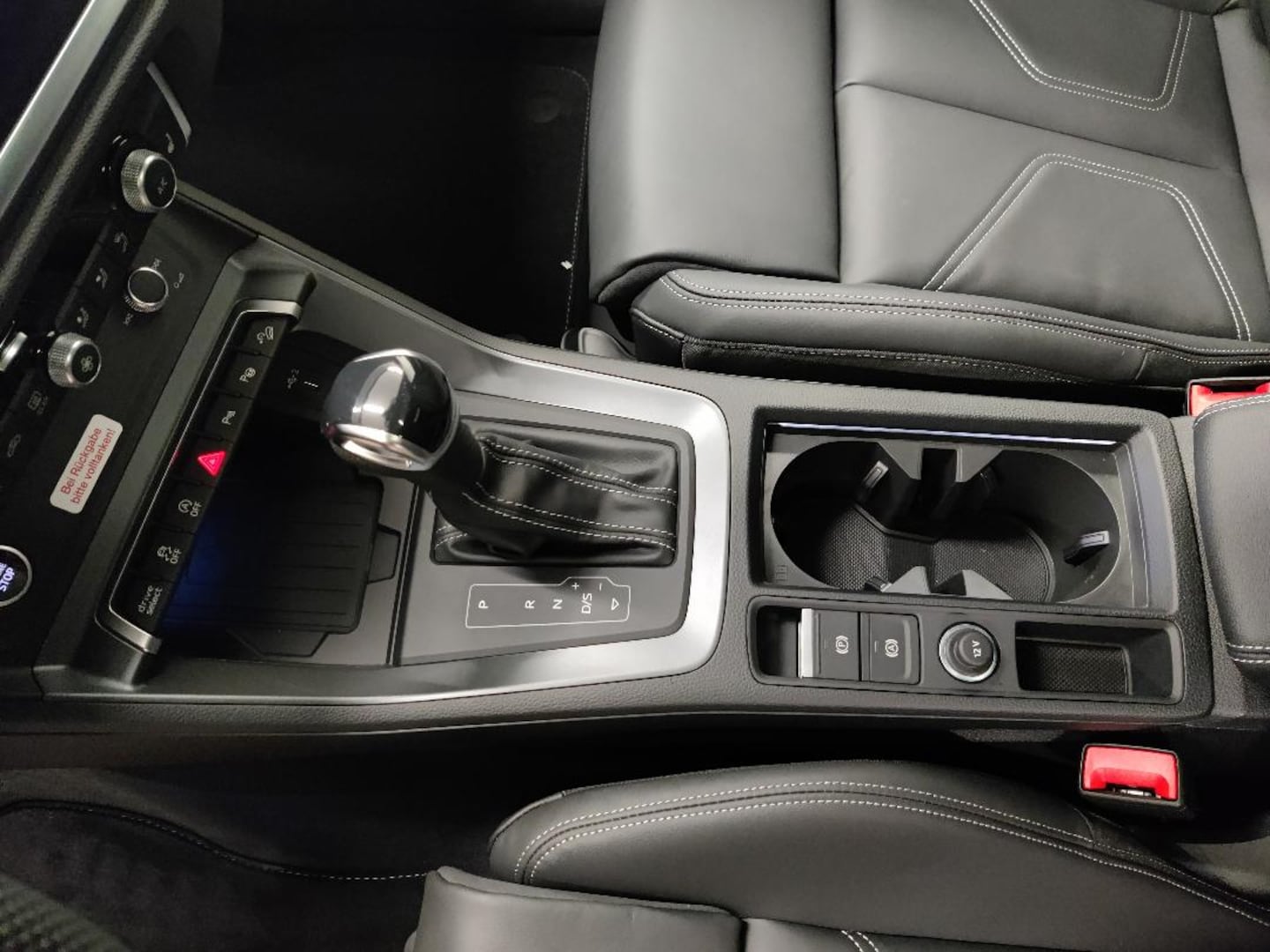 Bild über Audi Q3 Sportback TDI quattro 142 kW S tronic - für weitere Informationen kontaktieren Sie den Audi Partner