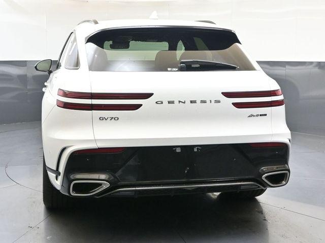 2026 Genesis GV70