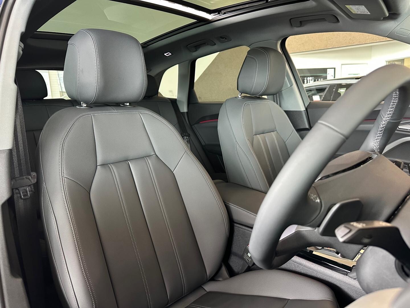 Image about Audi Q5 SUV TFSI 150 kW