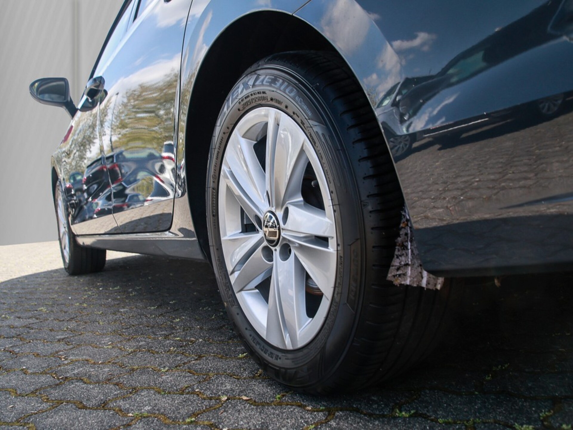 Volkswagen Golf Variant Life