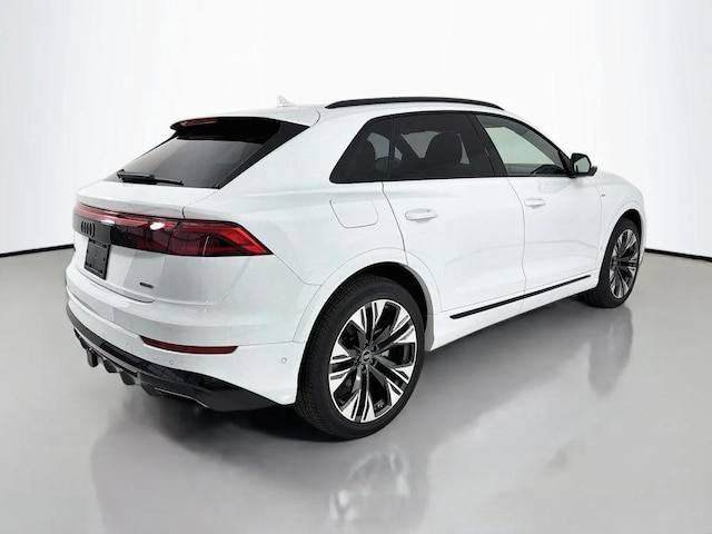 2026 Audi Q8 Premium Plus - Photo 7