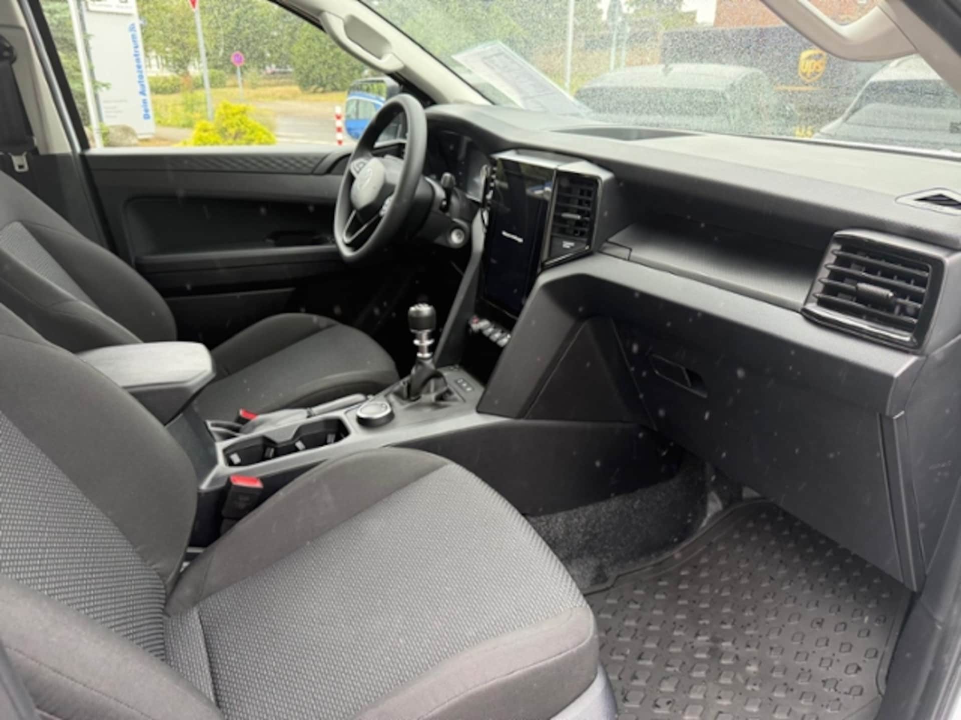 Volkswagen Amarok DoubleCab Basis-Modell