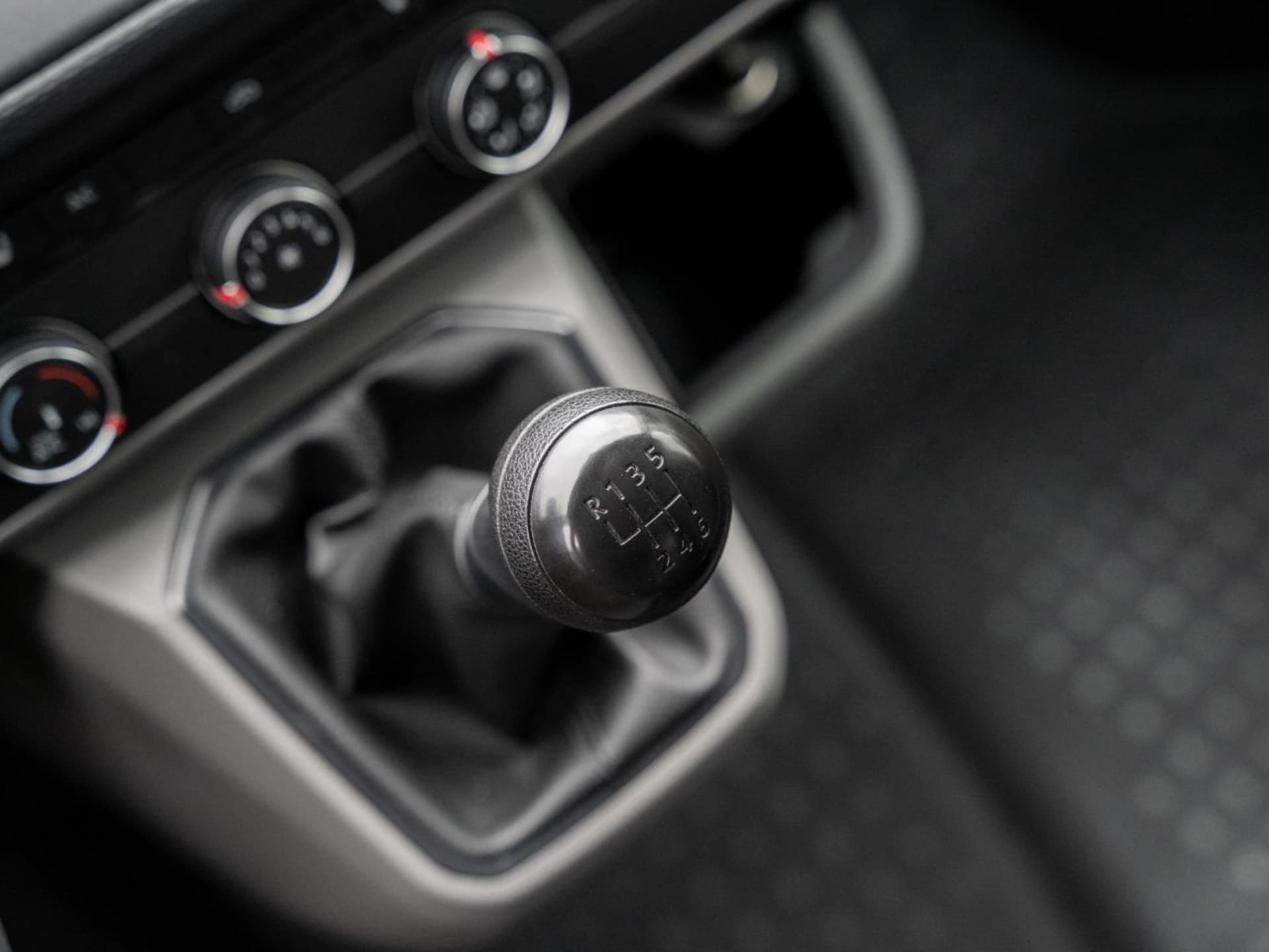 Volkswagen T6.1 Transporter Kasten kurzer Radstand