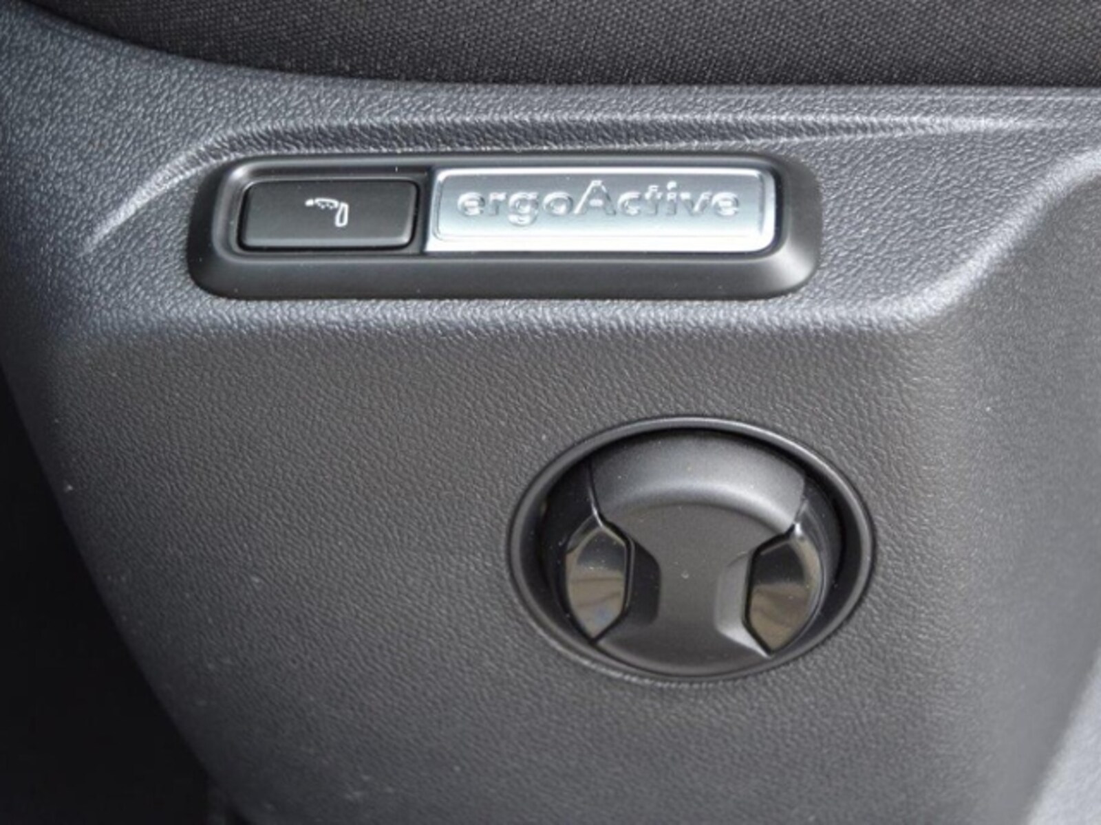 Volkswagen T-Roc – Bild 18