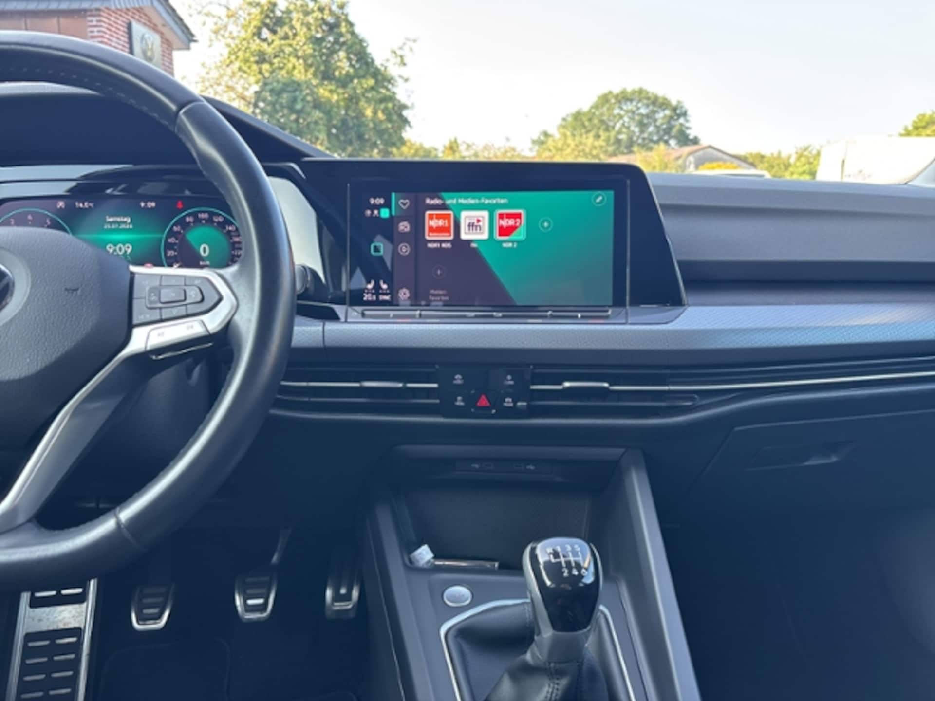 Volkswagen Golf Active
