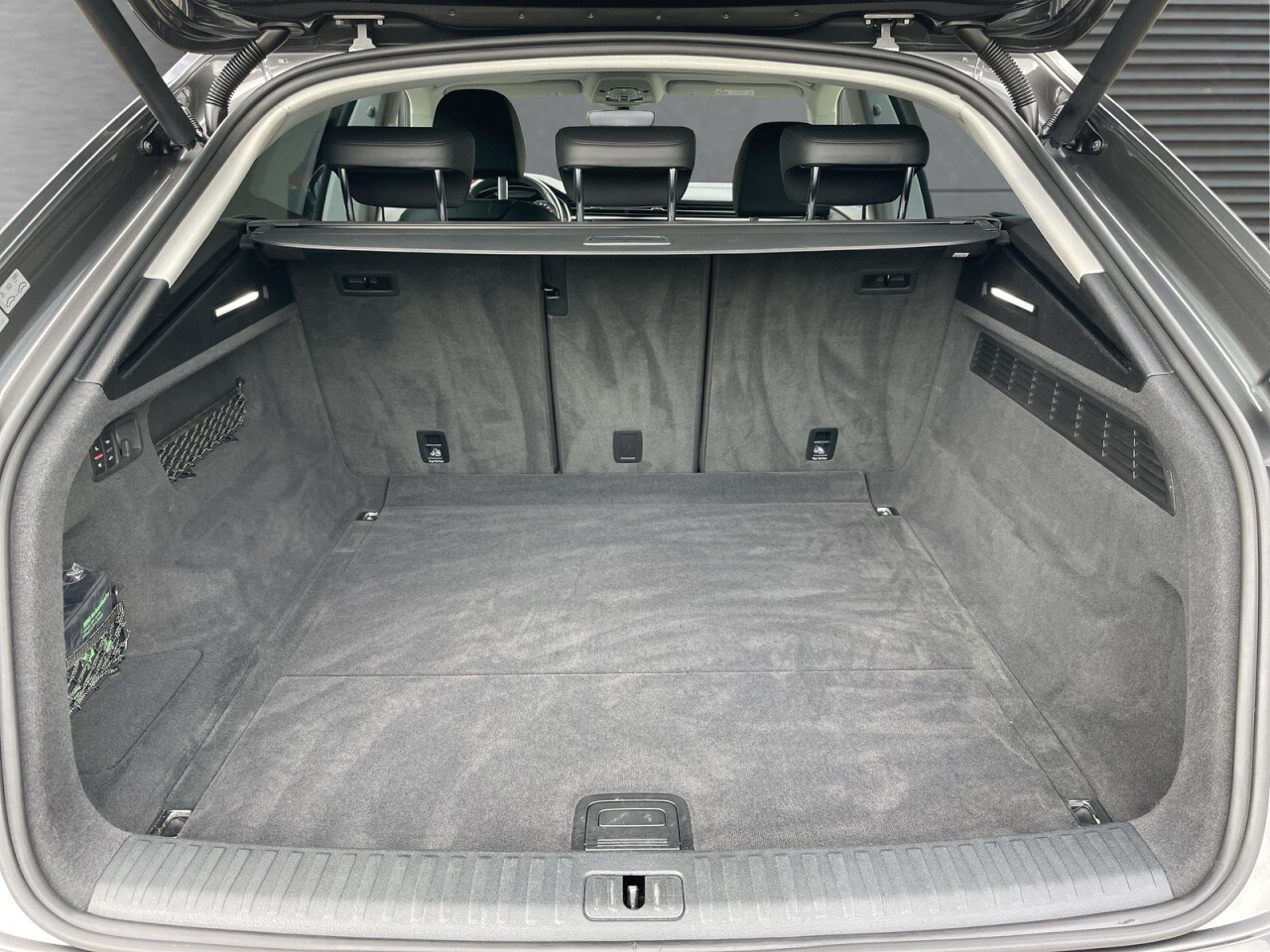 Image about Audi Q8 50 TDI quattro tiptronic
