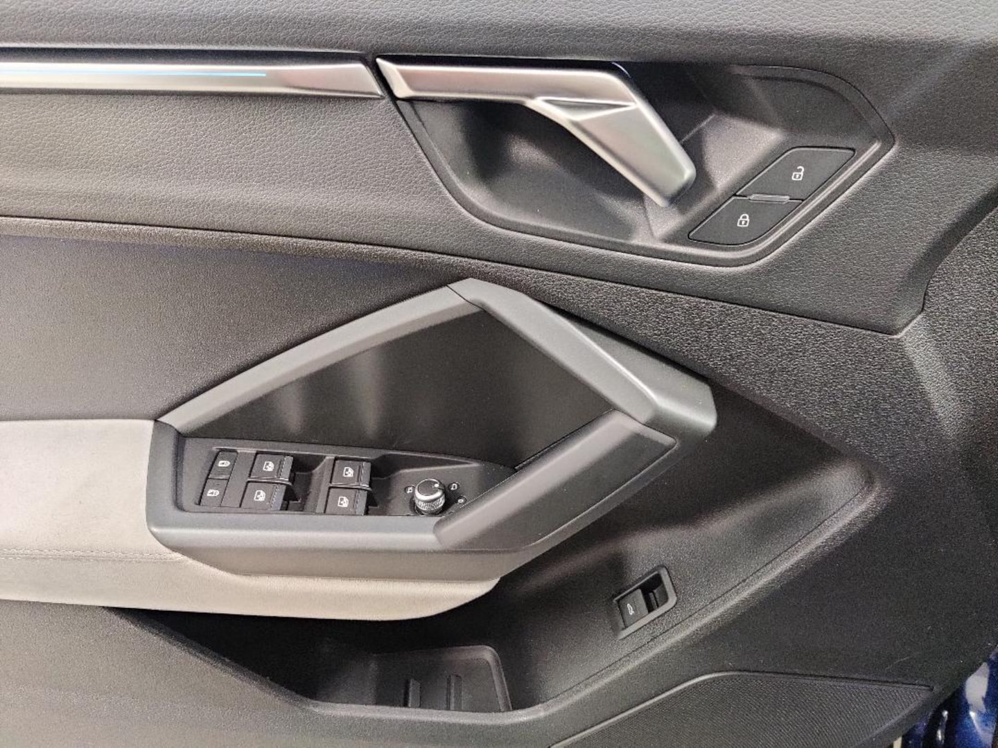 Bild über Audi Q3 Sportback TDI quattro 142 kW S tronic - für weitere Informationen kontaktieren Sie den Audi Partner