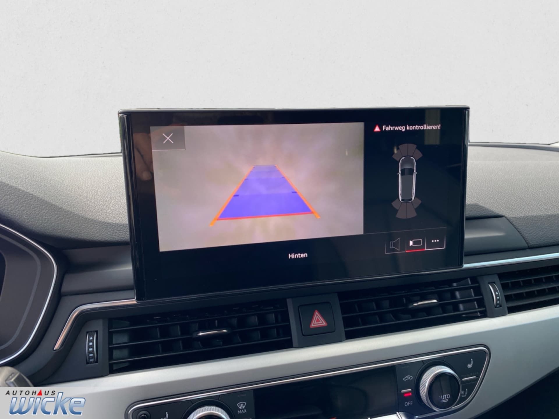 Audi A4 Avant Advanced