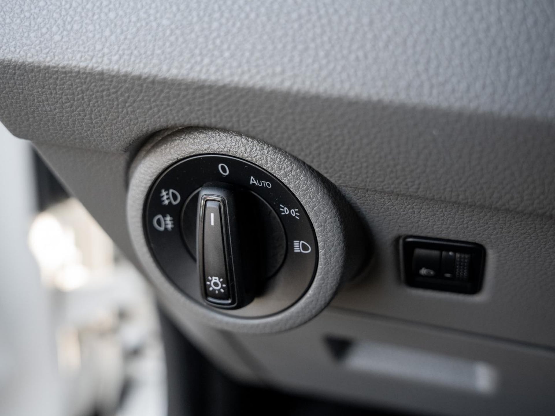 Volkswagen T6.1 Transporter Kasten langer Radstand