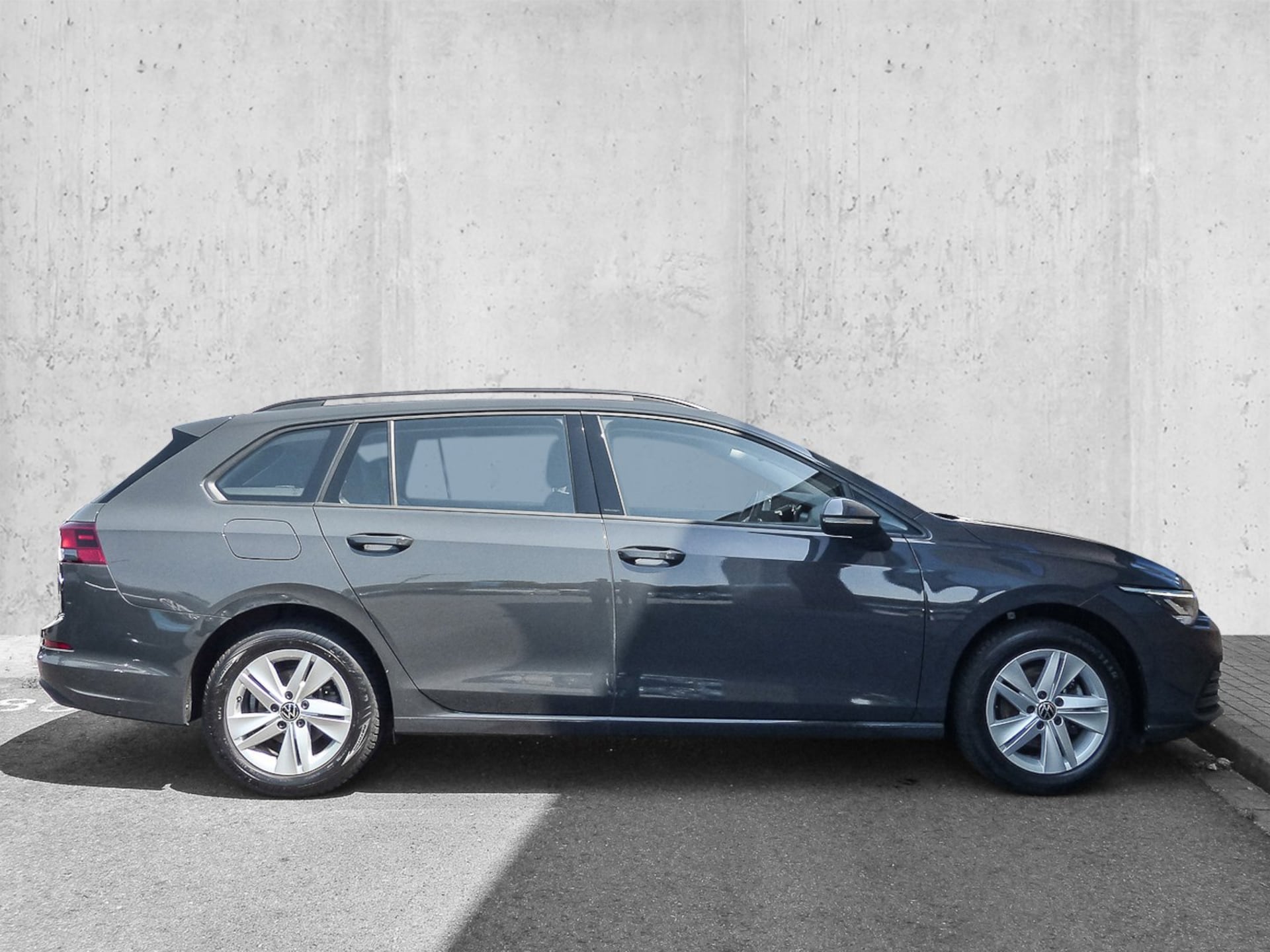 Volkswagen Golf Variant Life