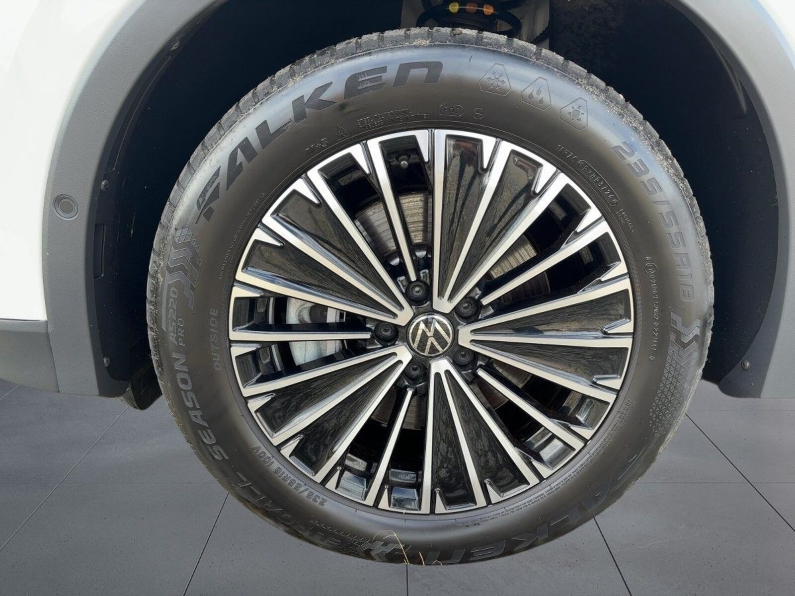Volkswagen Tiguan – Bild 20