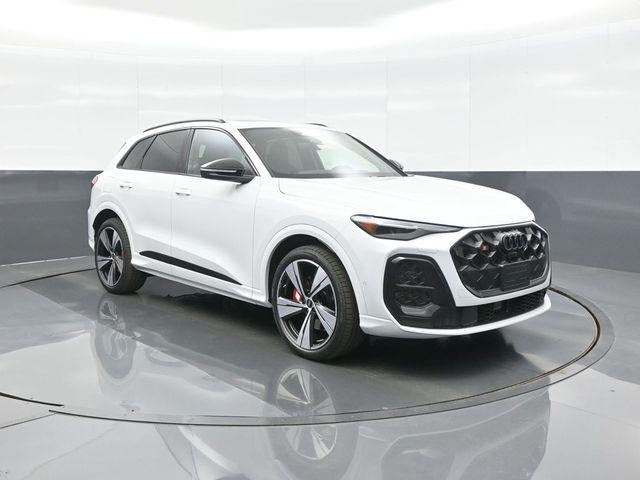 2026 Audi SQ5 Premium Plus quattro's photo