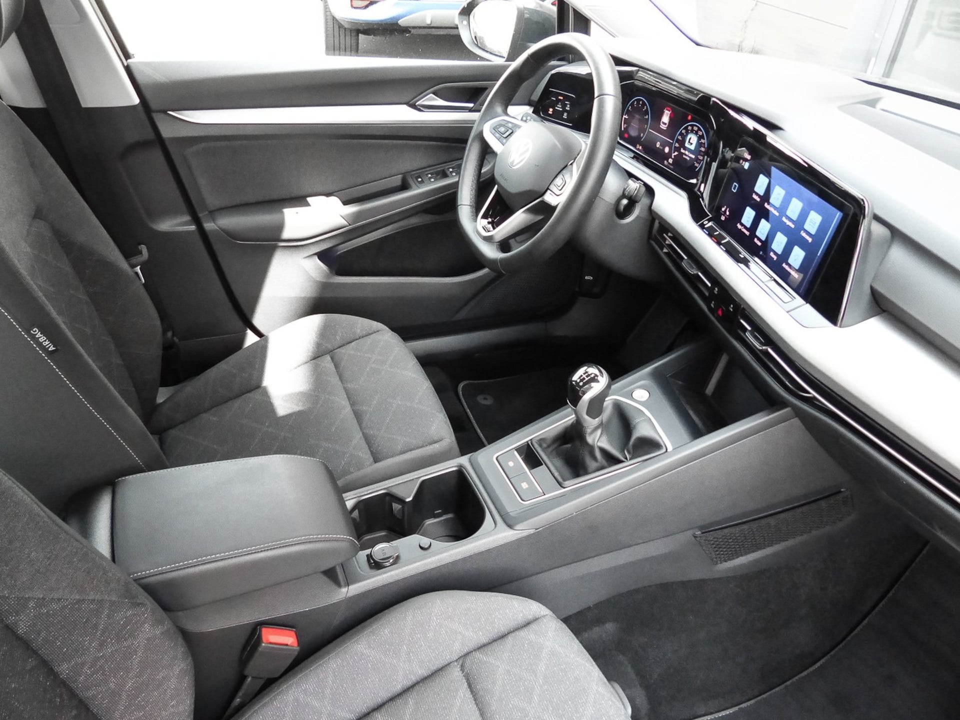 Volkswagen Golf Variant Life