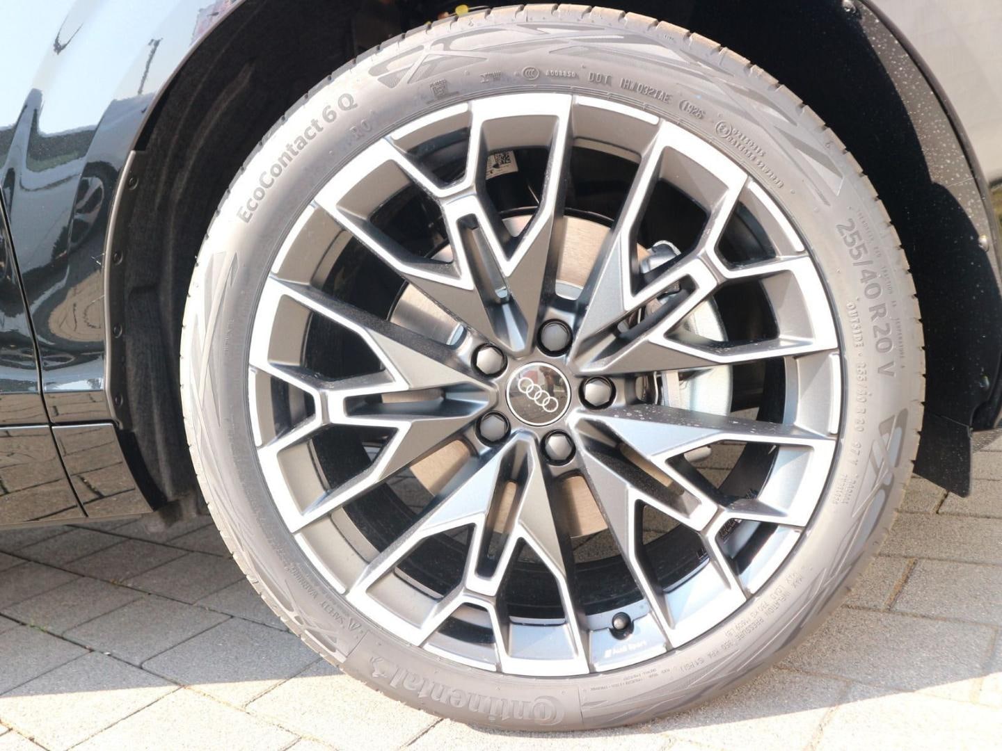 Bild über Audi Q3 Sportback TDI quattro 142 kW S tronic - für weitere Informationen kontaktieren Sie den Audi Partner