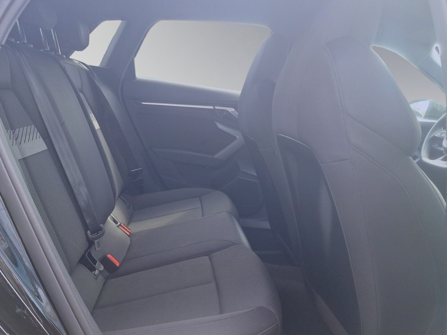Bild über Audi A3 Sportback 30 TFSI S tronic - für weitere Informationen kontaktieren Sie den Audi Partner