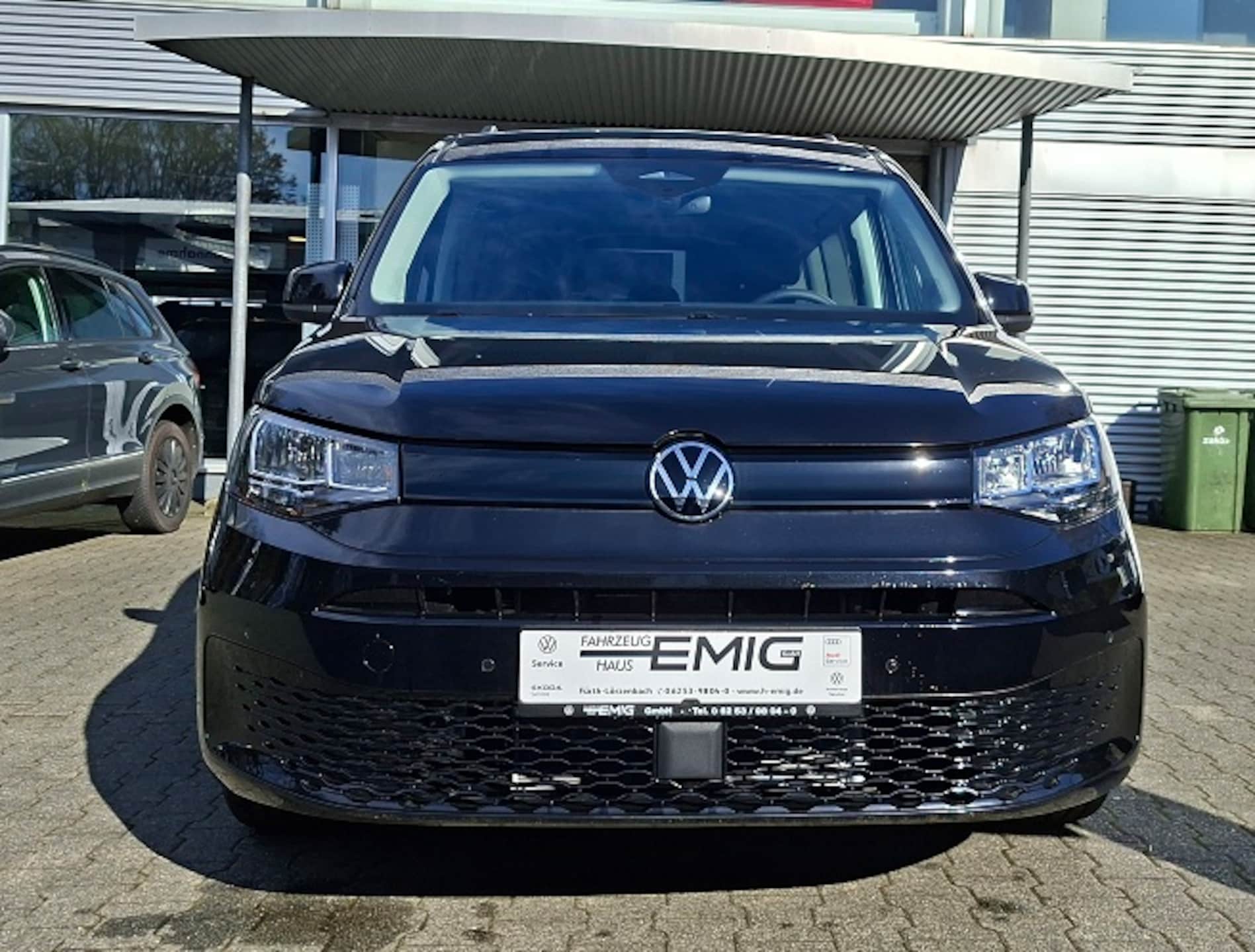 Volkswagen Caddy Maxi Basis-Modell
