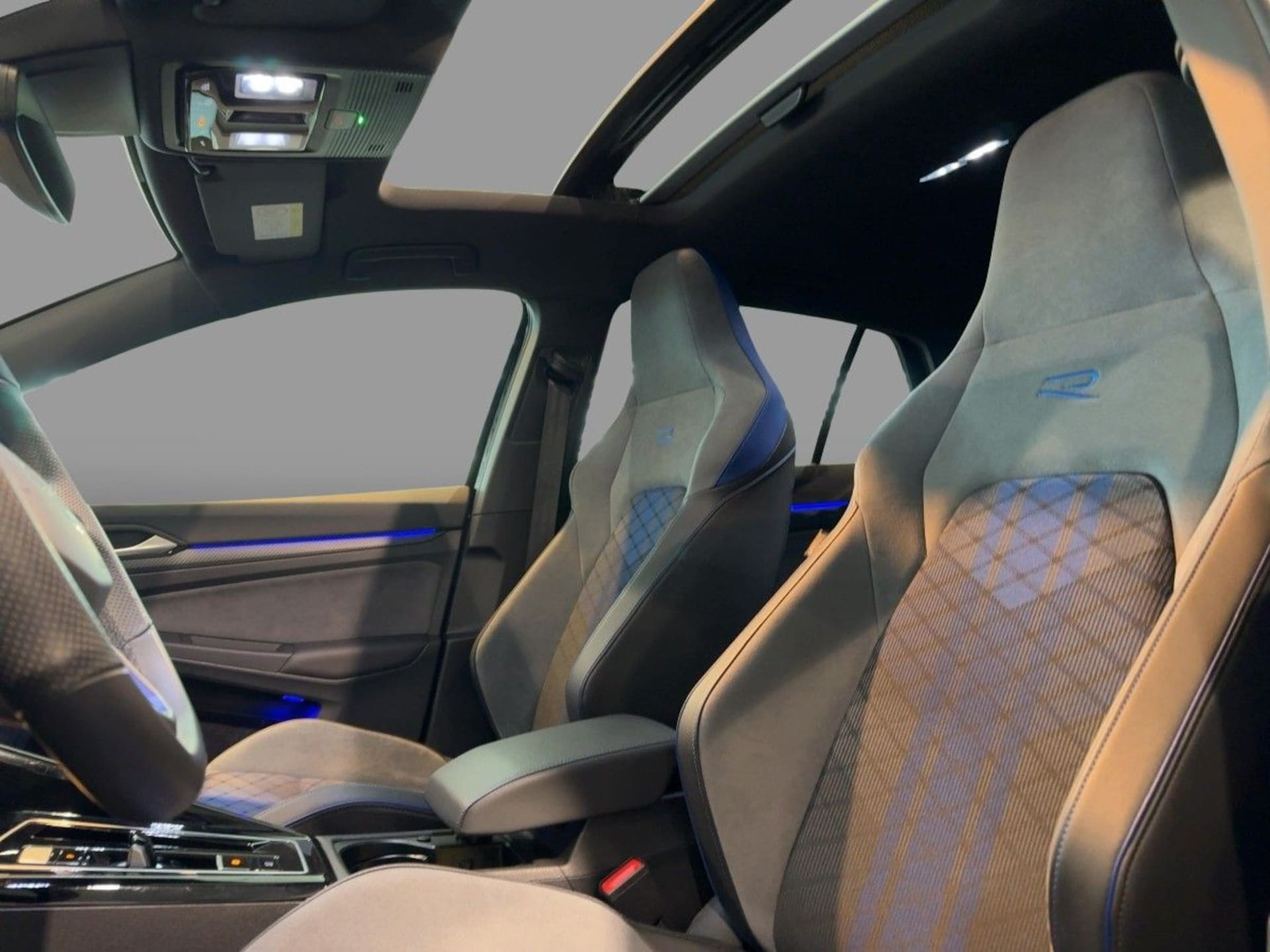 Volkswagen Golf R