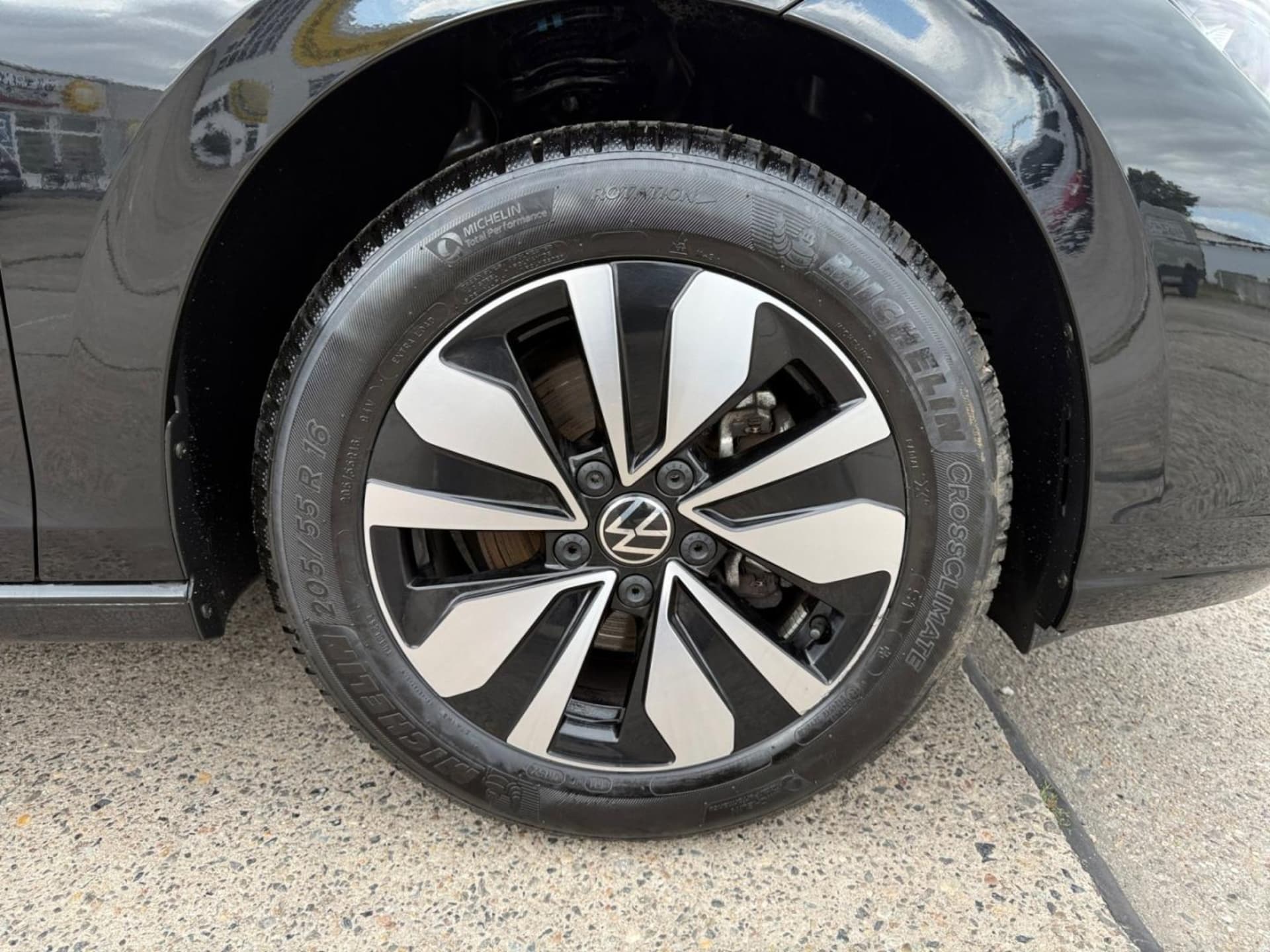 Volkswagen Golf Life