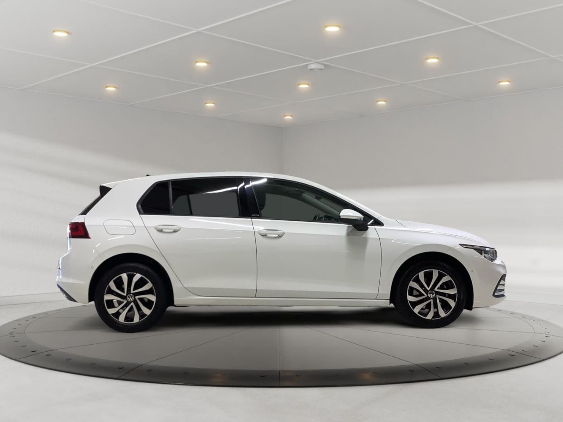 Volkswagen Golf Active