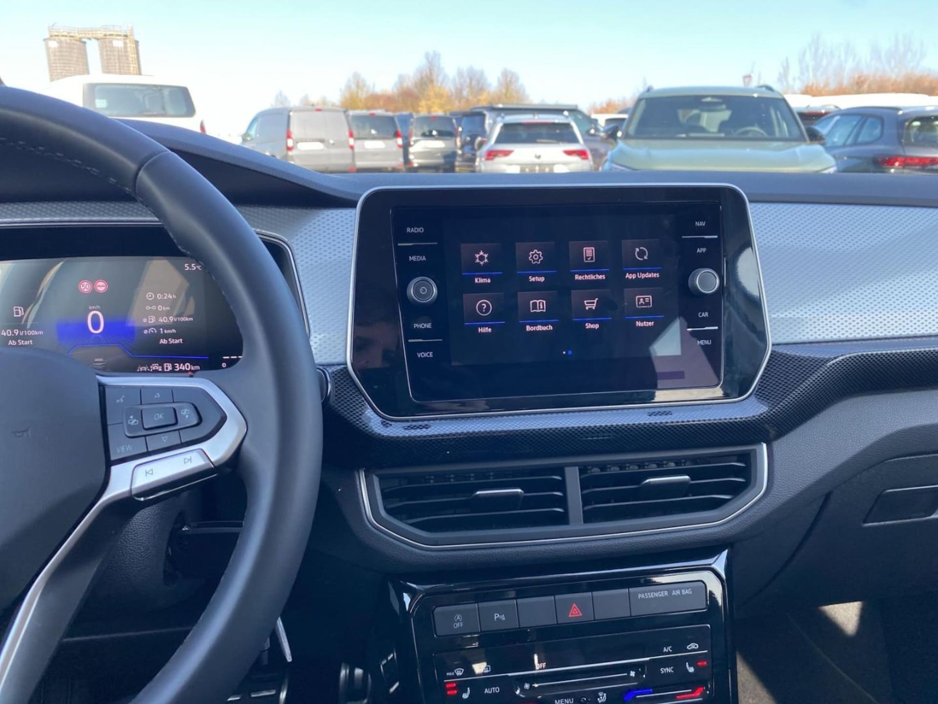 Volkswagen T-Cross Life