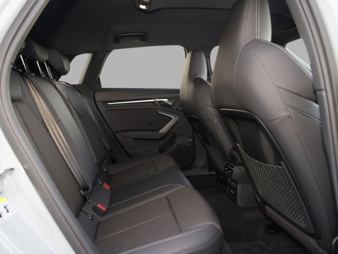 Bild über Audi A3 allstreet 35 TDI S tronic - für weitere Informationen kontaktieren Sie den Audi Partner