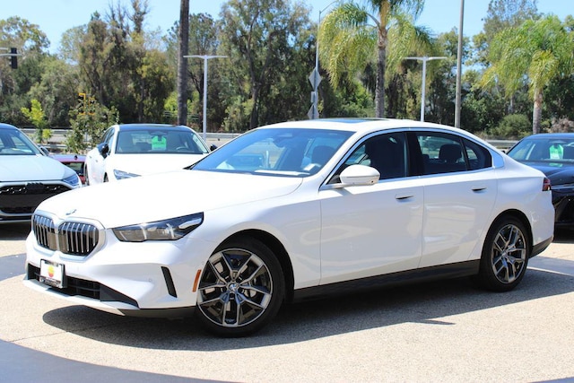 Photo of 2026 BMW 530i 