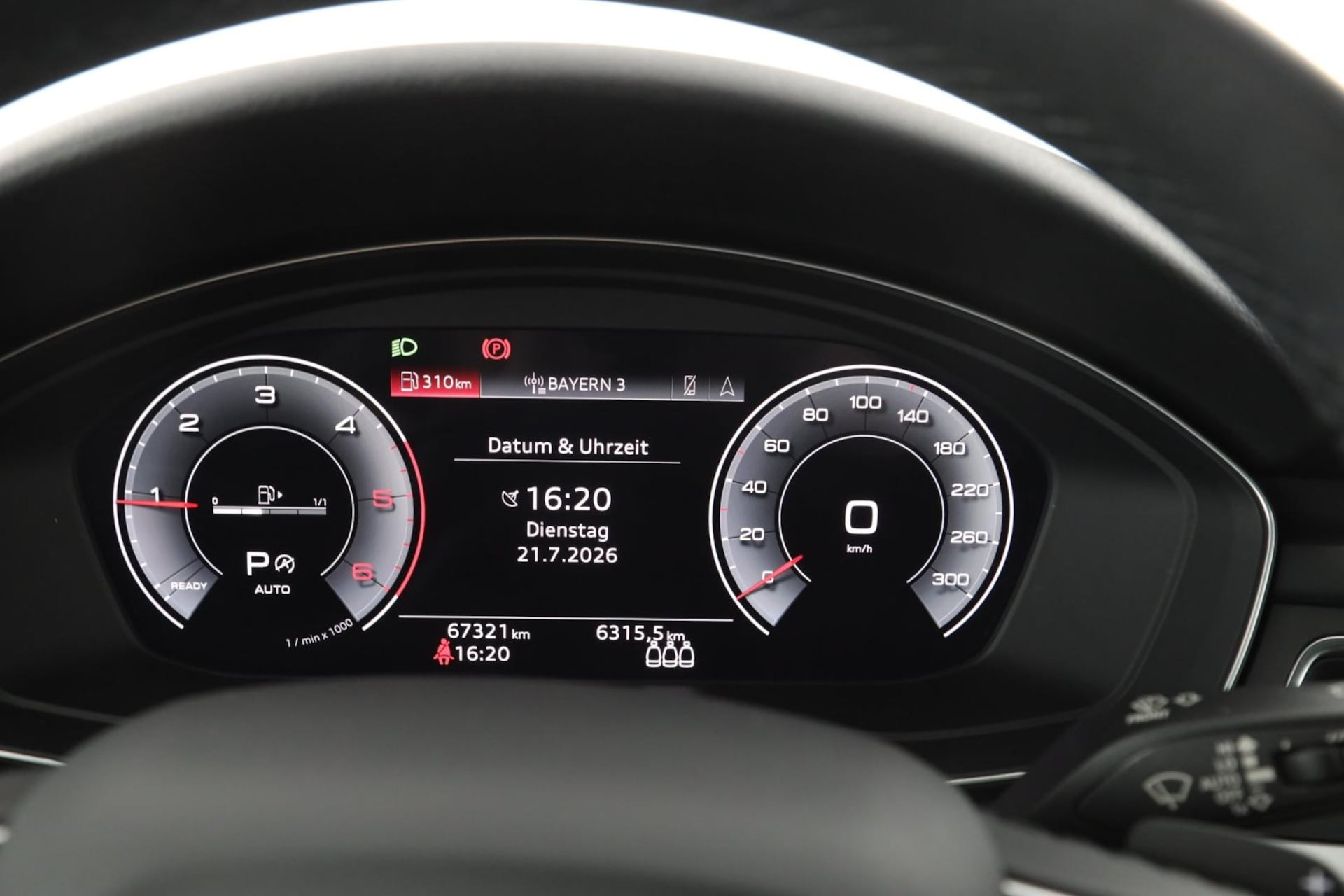Audi A4 Avant S line
