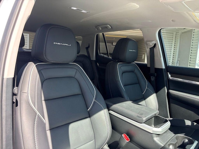 2026 GMC Terrain Denali - Photo 16