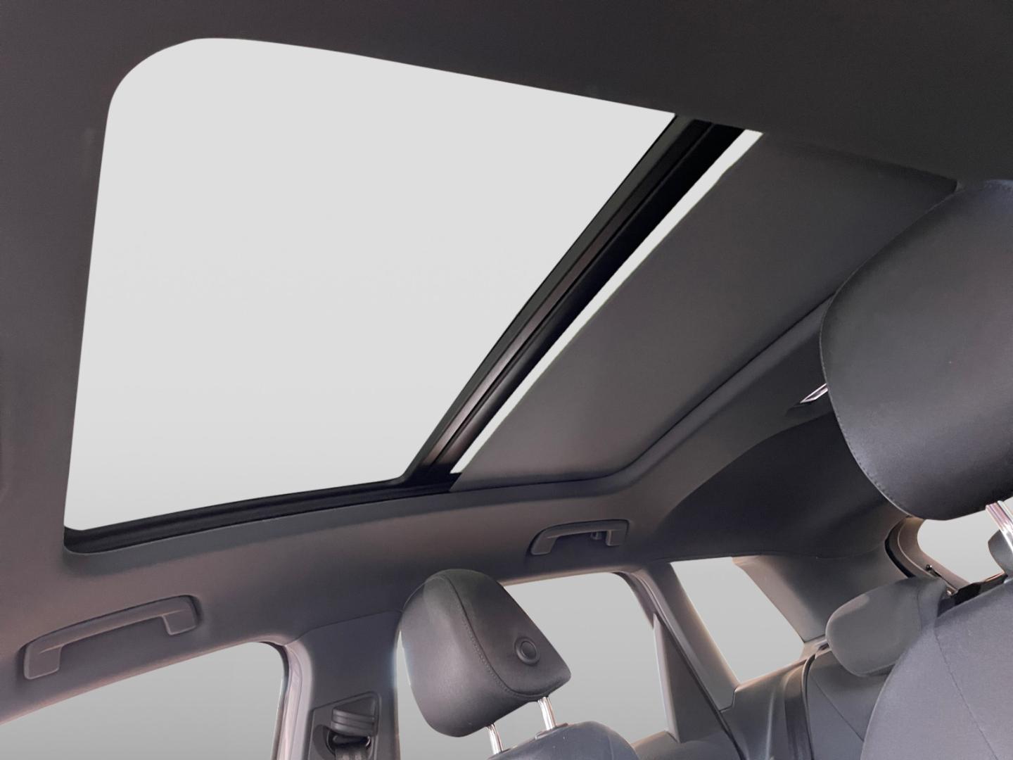 Image about Audi Q4 e-tron 40 e-tron