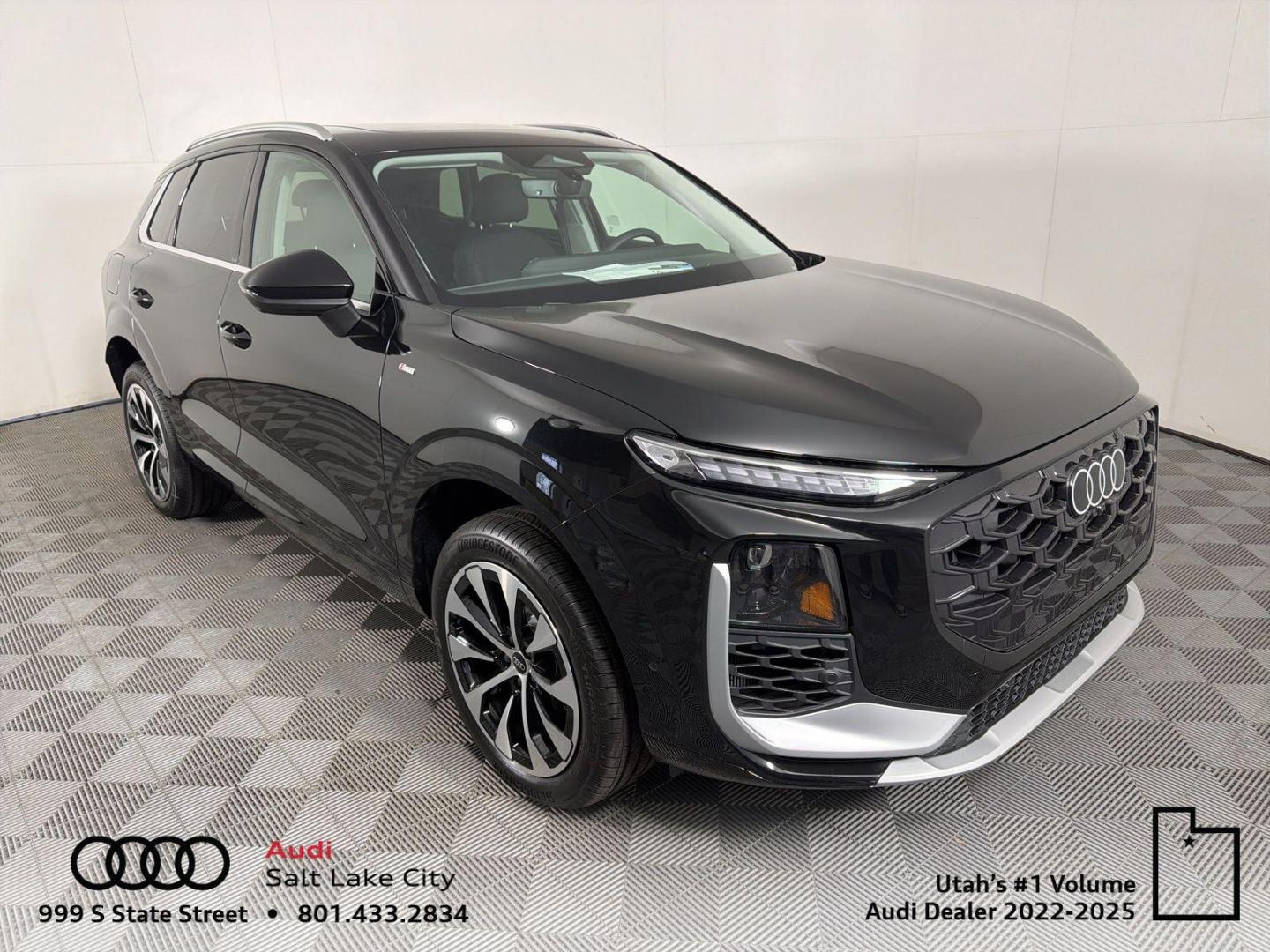 2026 Audi Q3 S line quattro's photo