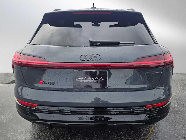 2024 Audi SQ8 e-tron