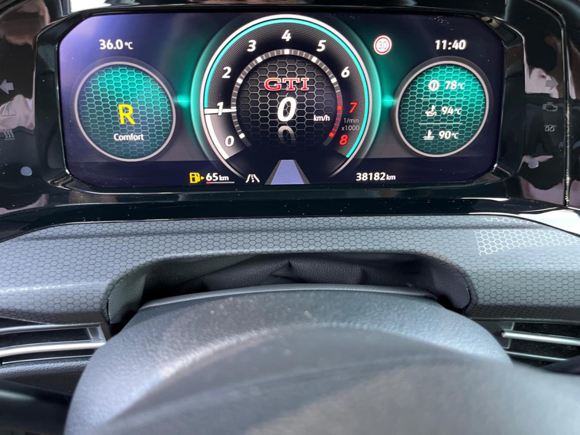 Volkswagen Golf GTI