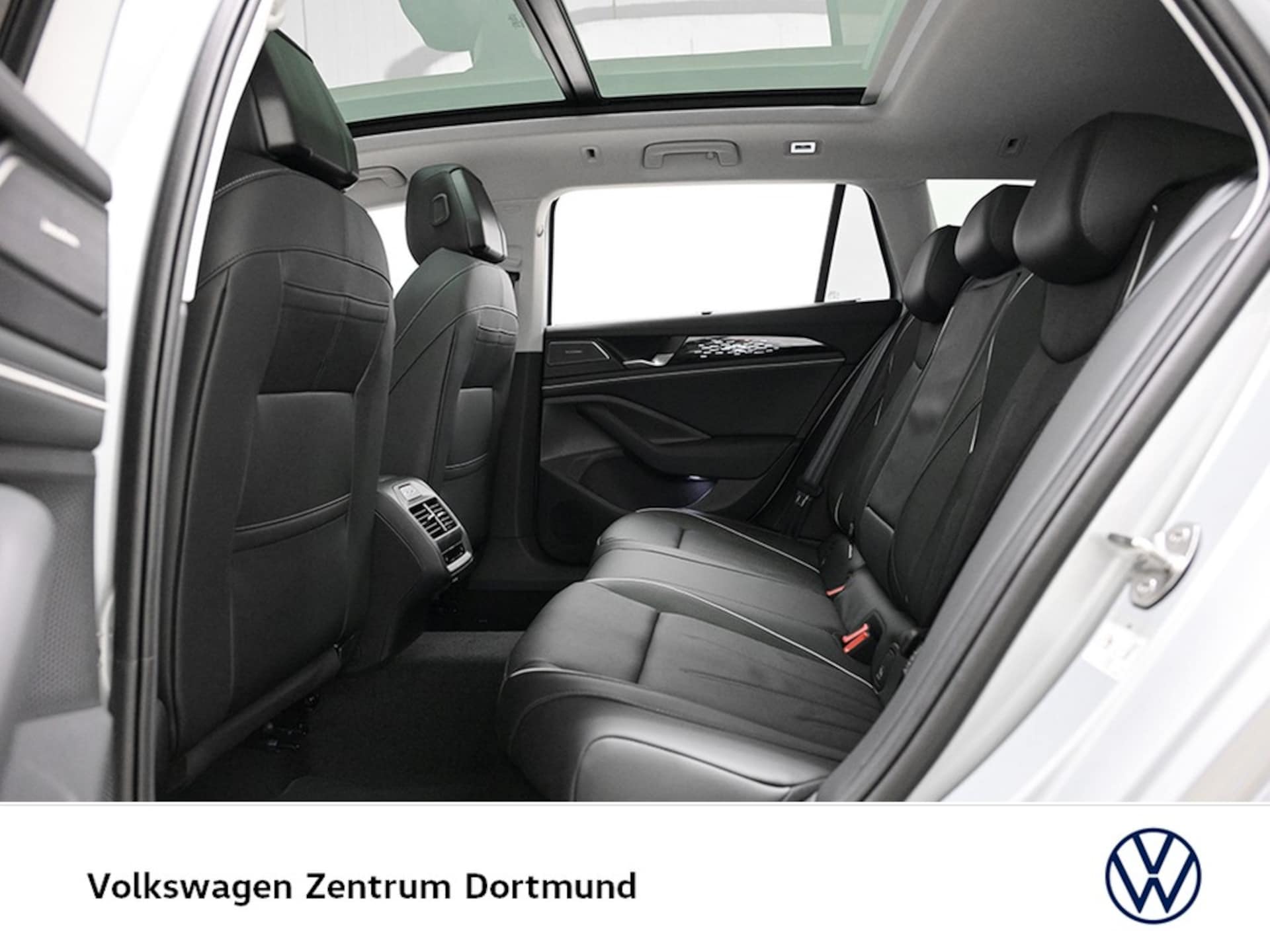 Volkswagen Passat Elegance