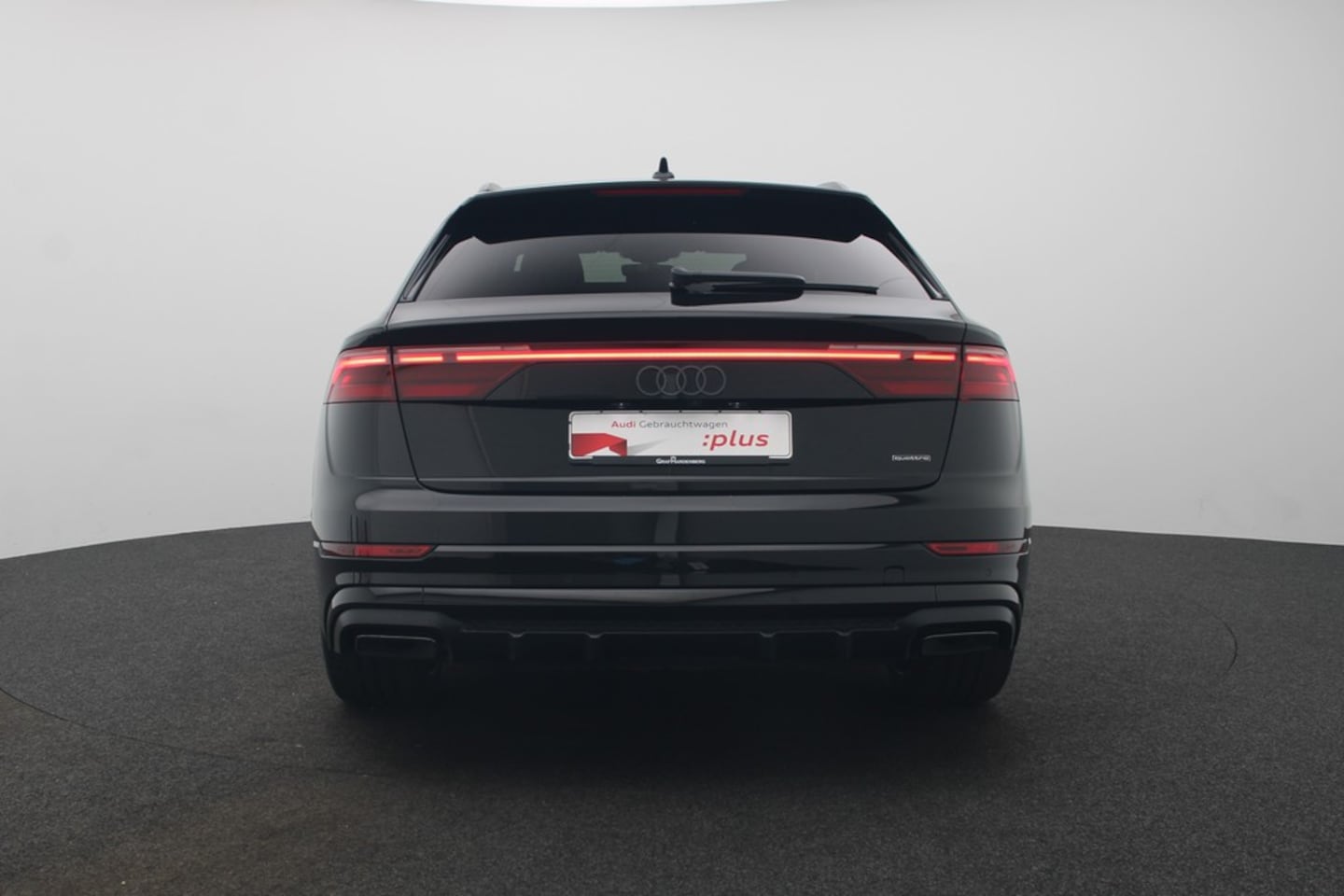 Bild über Audi Q8 SUV TFSI e S line business TFSI e quattro 290 kW tiptronic - für weitere Informationen kontaktieren Sie den Audi Partner