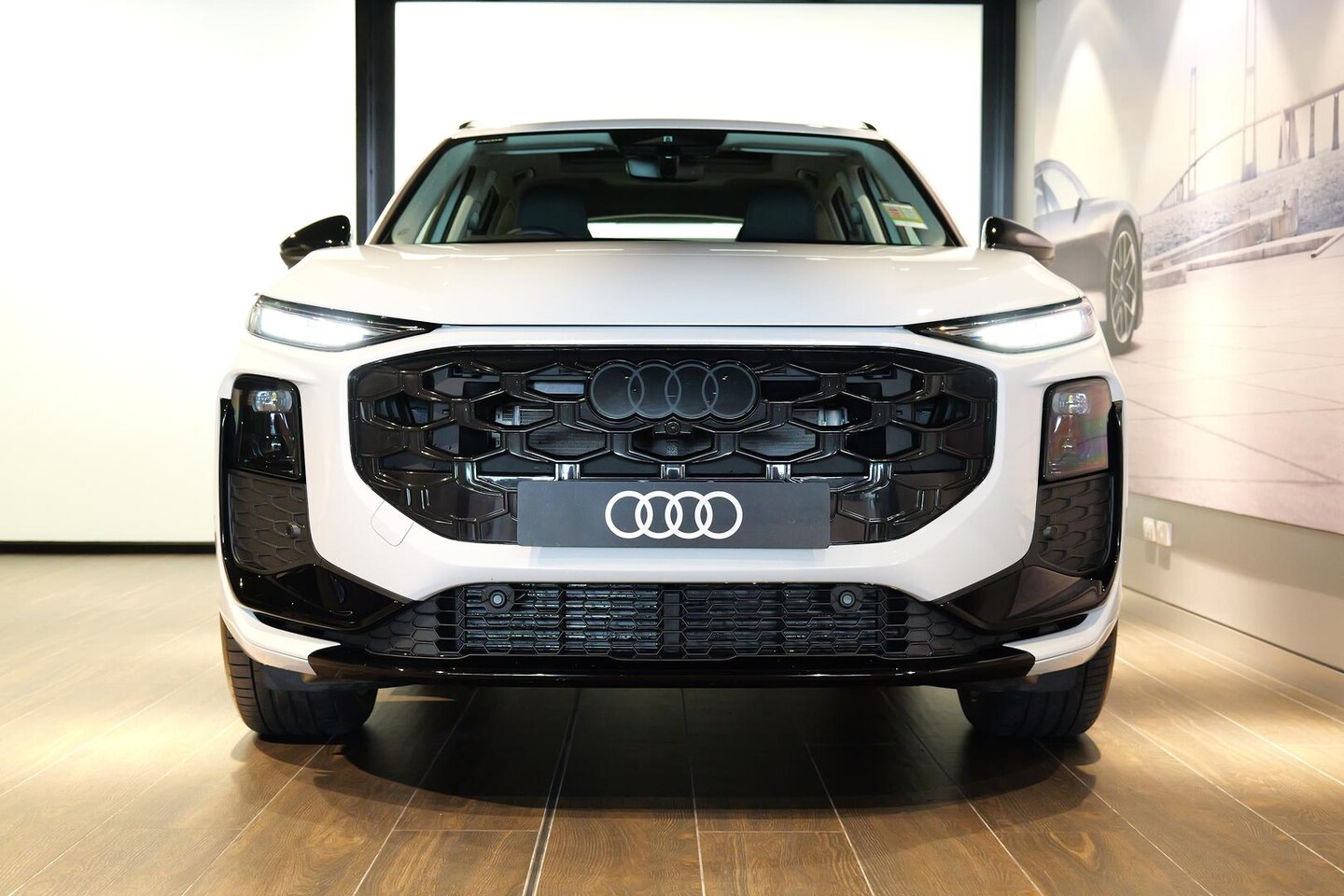 Image about Audi Q3 SUV TFSI 110 kW launch edition