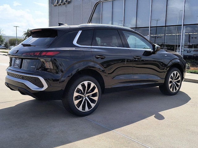 2026 Audi Q3 Base - Photo 4