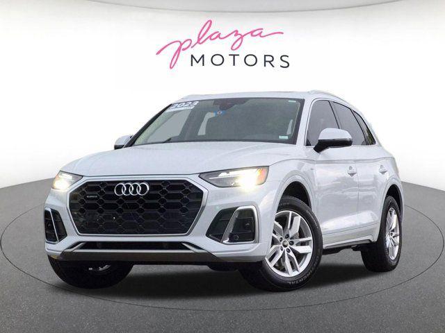 2023 Audi Q5 45 Premium's photo